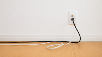 漏電の原因とは？放置した場合の危険性や漏電が疑われる症状・対処法をわかりやすく解説！