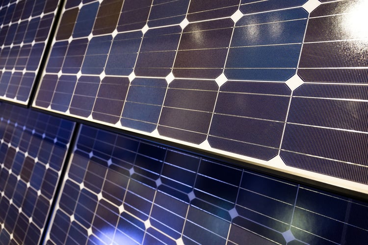 【図解つき】太陽光発電の仕組みや基礎知識をわかりやすく解説!