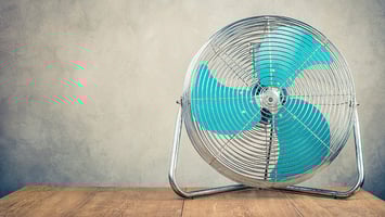 サーキュレーターの電気代は高い？エアコンとの比較や電気料金の節約方法を紹介！