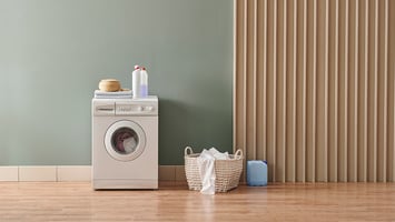 ドラム式洗濯機の電気代はいくらぐらい？縦型洗濯機の電気代との比較や節約術も解説！