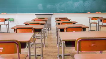 【2025年最新】学校･教育機関の節電･電気代削減方法をわかりやすく解説！学校でできる対策とは