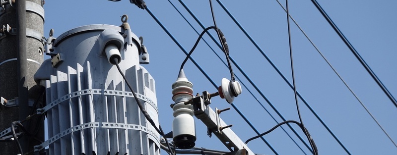 低圧電力とは？従量電灯・動力との違いと、電気代が安くなる見直し方を解説