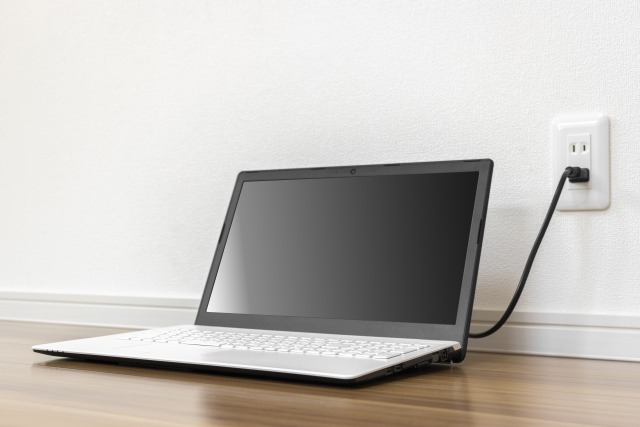 コンセントを抜く際の注意点