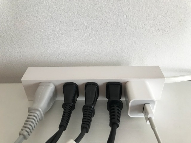 コンセントの差しっぱなしで起こりうるリスク・注意点