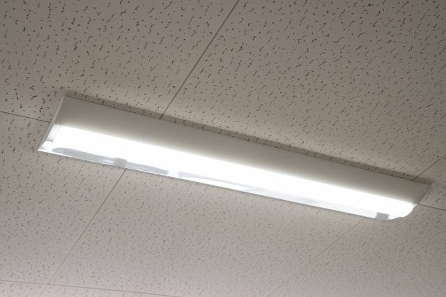 家電量販店の「照明設備」の節電・電気代削減方法