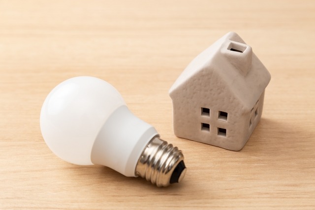 電気をつけっぱなしにした場合の消費電力は意外と大きい