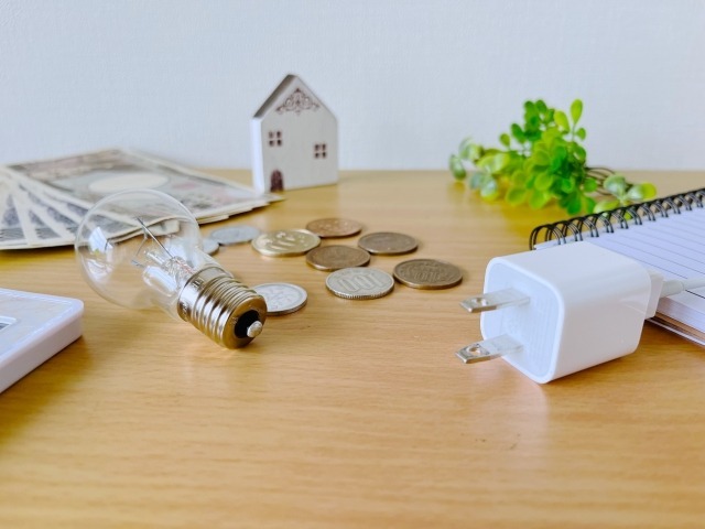 電気代の全世帯平均は月額約10,962円である