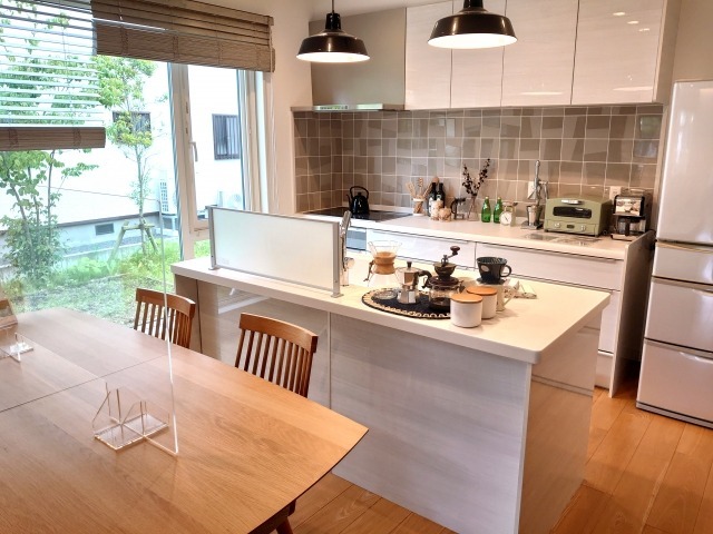 家族(2人〜4人以上)の引っ越し費用相場