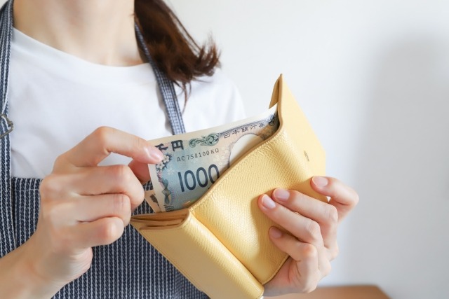 引っ越しは電気代を見直す絶好のタイミング！固定費を下げるコツ