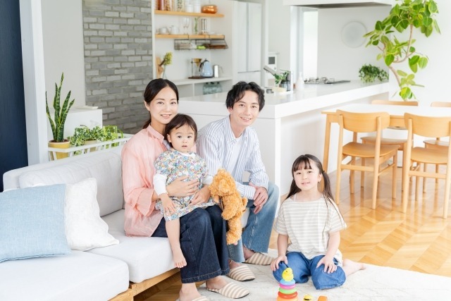 3月の家族（2人〜4人以上）の引っ越し費用の相場はいくらぐらい？