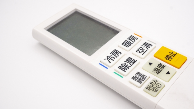 メーカーごとにエアコンの試運転の方法を解説