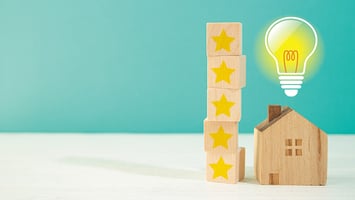 【2025年最新】1kWhあたりの電気代はいくら？電気代の計算方法や節約術まで徹底解説！